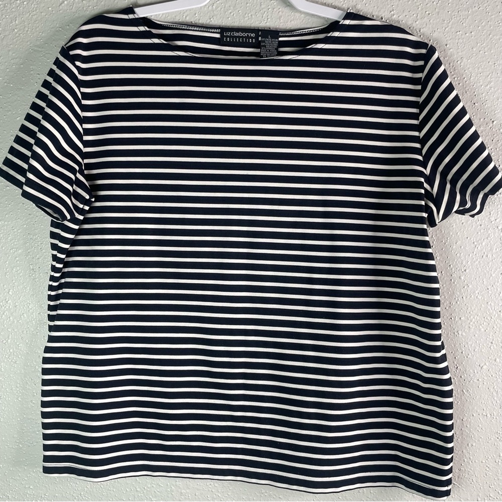 Liz Claiborne Black and White Boxy T-Shirt